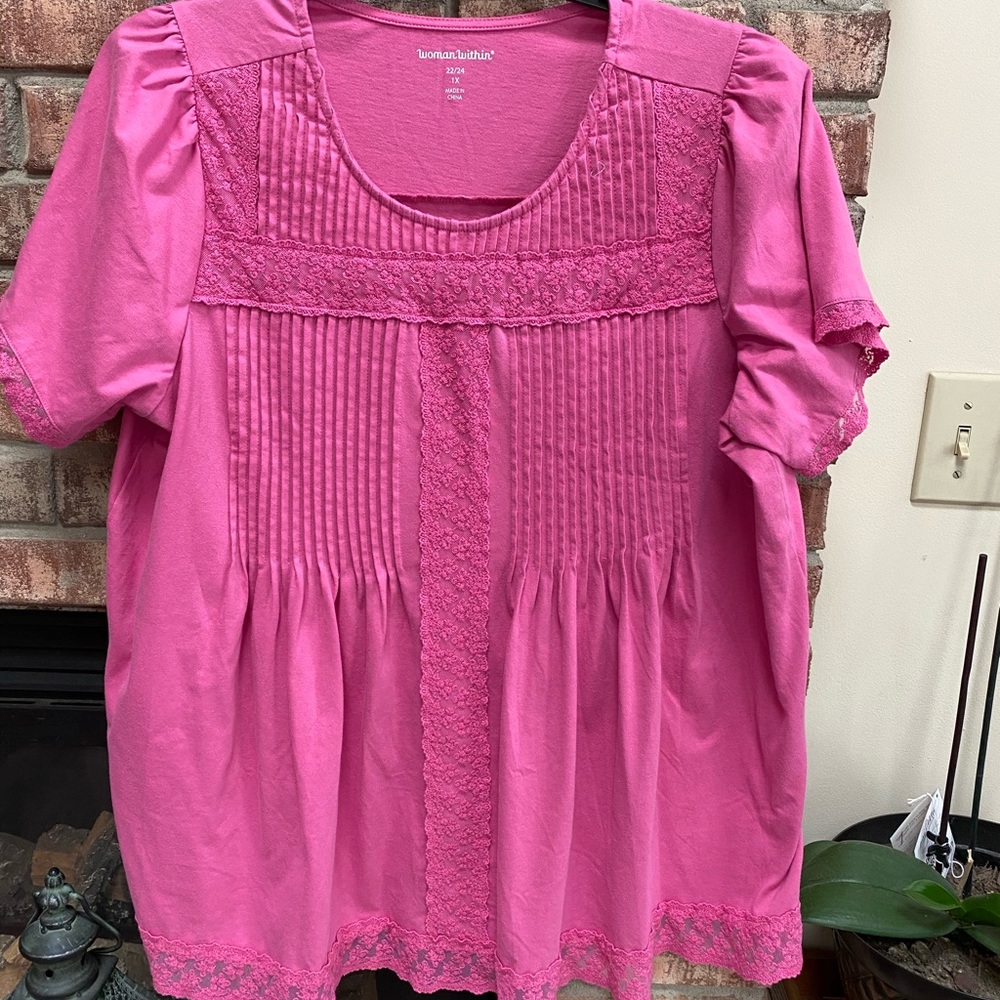 Women within size 1x 22/24 top